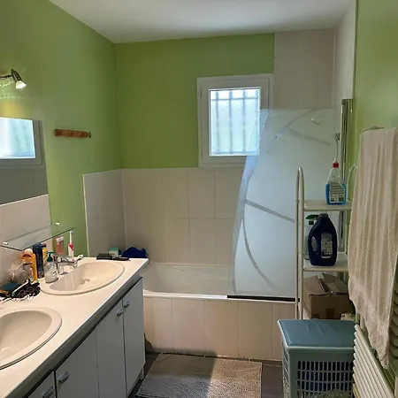 A Louer Dans Ou Location Maison Entiere Montjoux